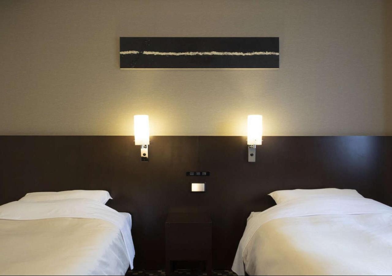 Hotel Binario Umeda Osaka Luaran gambar
