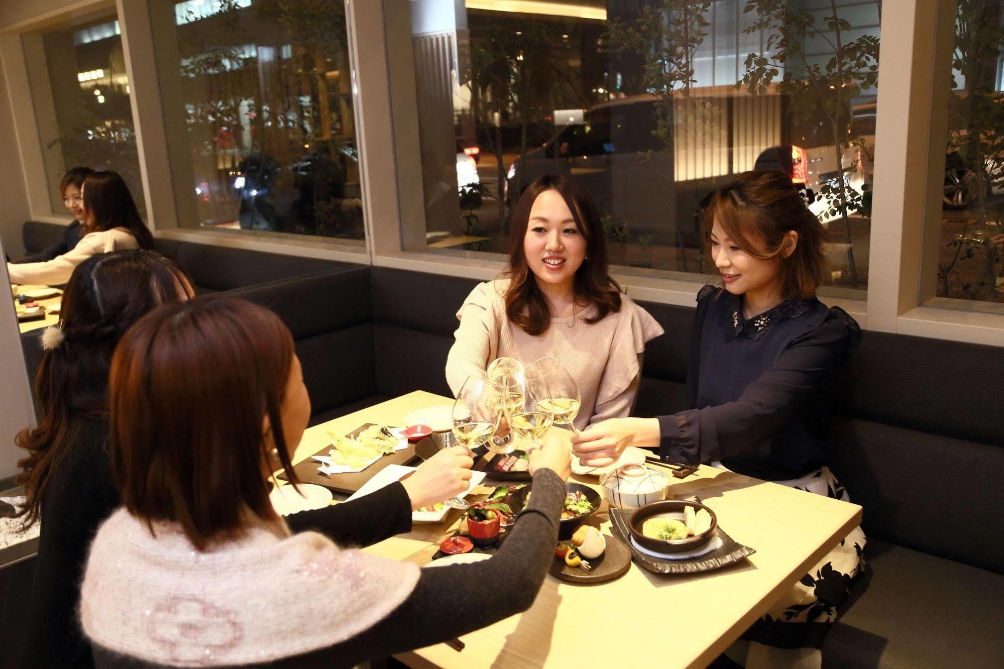 Hotel Binario Umeda Osaka Luaran gambar